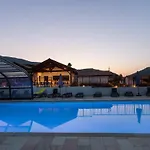 Campsite Domaine Larlapean 3*
