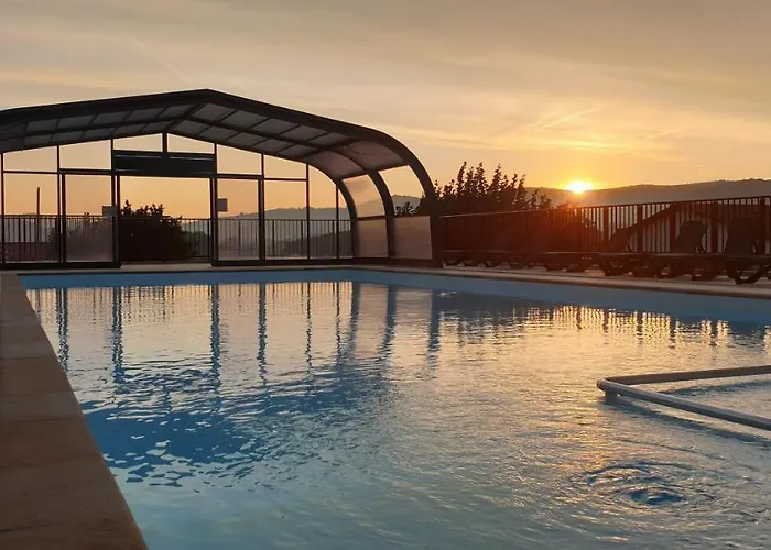 Parque de Campismo Domaine Larlapean 3*